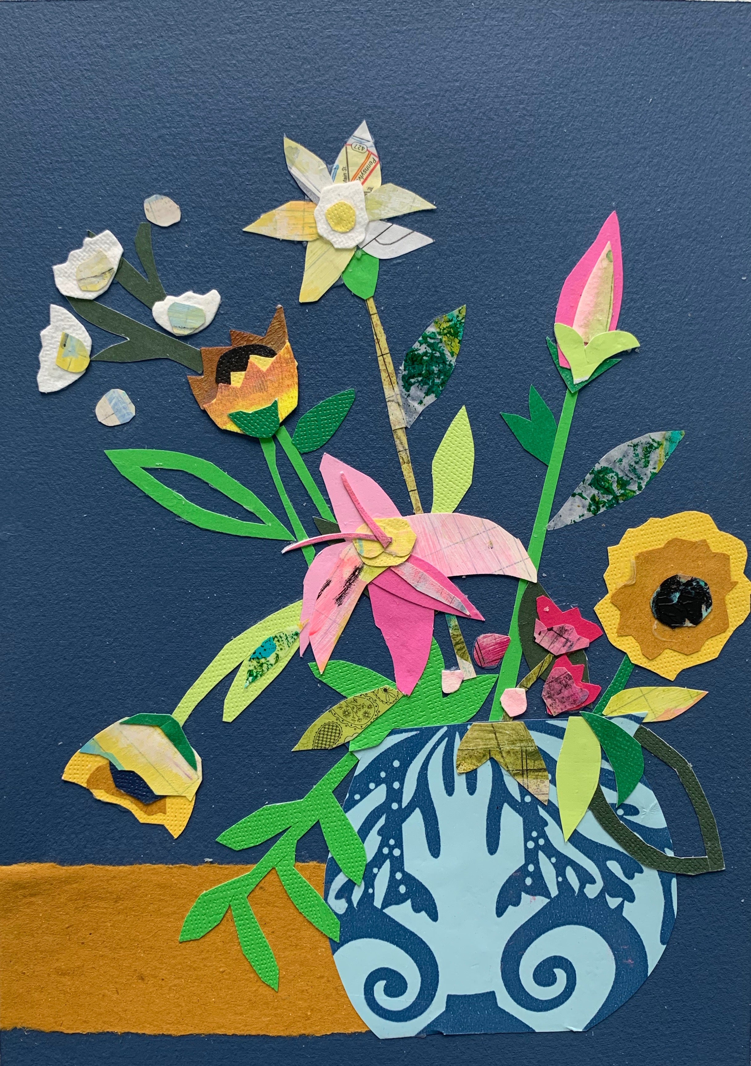 Sunnies & Lilies