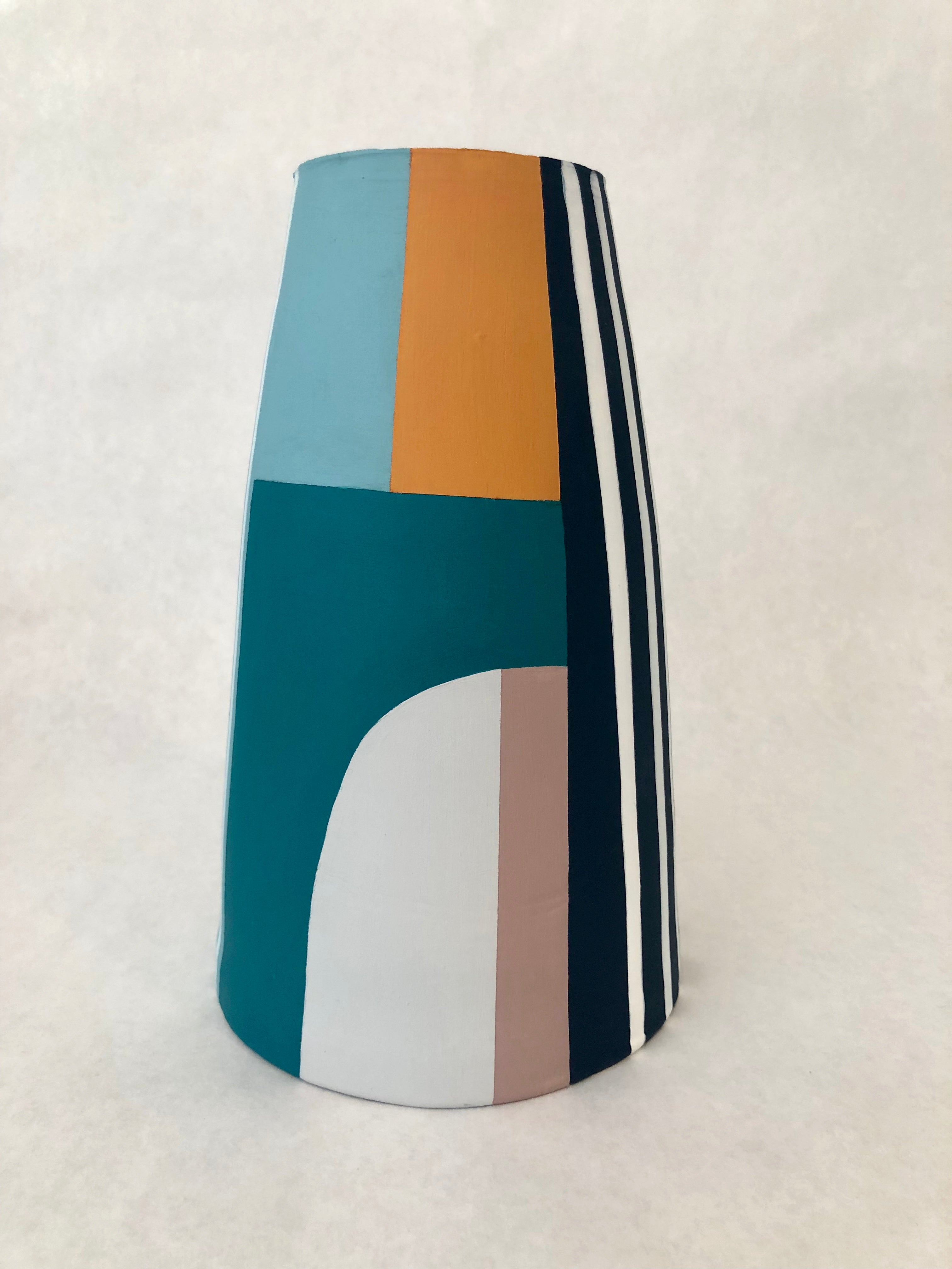 Vase V